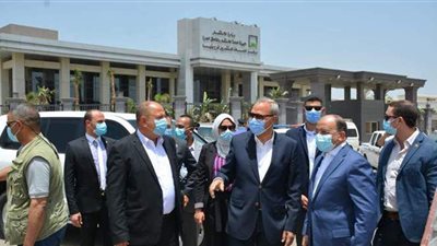 تحرير ١٣ محضرا وضبط 50 علبة دهانات وبويات منتهية الصلاحية بالأقصر