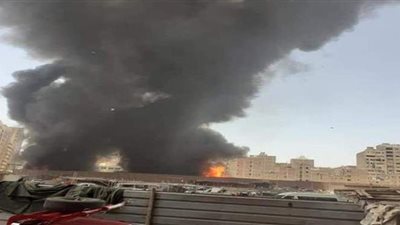 انتداب المعمل الجنائي لبيان سبب حريق مخزن حي الهرم