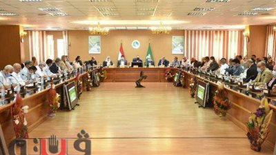 تنفيذي الشرقية يناقش مطالب المديريات والمراكز المختلفة