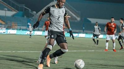 بعد اقتراب رحيل بواليا.. 3 صفقات أفريقية في عهد الخطيب تعيد الأهلي إلى الوراء