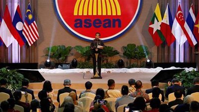 كيف تسعى إدارة بايدن لتعزيز نفوذها في شرق آسيا وتخطي الصين؟