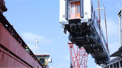 وصول دفعة جديدة من عربات السكك الحديدية لموانئ الإسكندرية