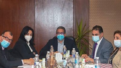 وزير السياحة يترأس اجتماع هيئة التنشيط لمنافسة مقترحات الترويج