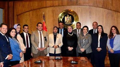 وزيرة التجارة: حريصون على التواصل مع القوى السياسية لتحقيق مستهدفات خطة الحكومة