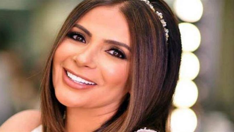 منى زكي