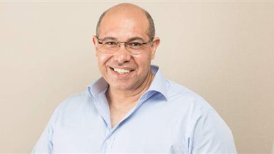مصري يسلط الضوء على التحول الرقمي بالقطاع الطبي بمحاوله دخول جينيس