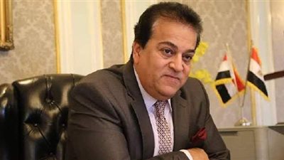 وزير التعليم العالي: انحسار الموجة الثالثة لكورونا أول يوليو المقبل