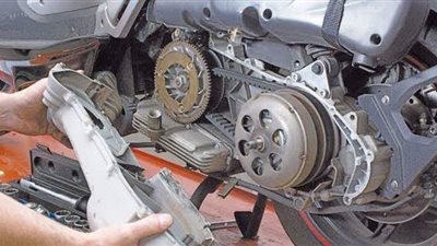 كلتش وسير.. طريقة موحدة لعمل الاسكوتر وبعض السيارات الأوتوماتيك