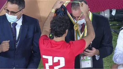 بتخطيط من هؤلاء.. وليد سليمان يكشف كواليس منح الخطيب ميداليات السوبر الأفريقي