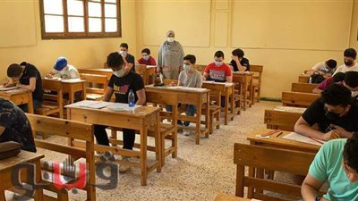 15 صورة ترصد طلاب الإعدادية داخل لجان الامتحانات بالكمامات في الدقهلية