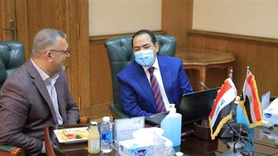 وفد عراقي حكومي يطلع على تجربة مصر في الإصلاح الإداري