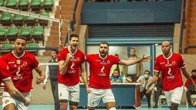 الأهلي يقهر الزمالك ويتوج بطلا لدوري الكرة الطائرة