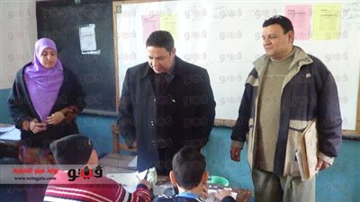 بالصور.. وكيل التعليم بالبحيرة يتفقد سير الامتحانات