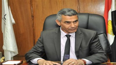 وزير النقل يتفقد ورش المترو بشبرا الخيمة