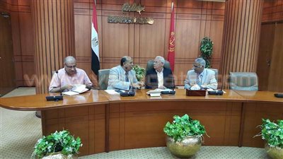 محافظ بورسعيد: 12 مركب صيد ألمانية مجانا للصيادين