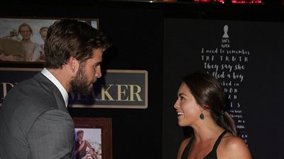 بالفيديو والصور.. «كريس هيمسورث» يساند شقيقه في افتتاح فيلمه بأستراليا