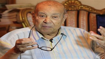 محمد العزبي يطالب السيسي بالاهتمام بالطبقات الفقيرة