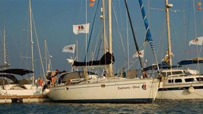 بحرية الاحتلال تسيطر على سفينتين «الزيتونة والأمل» قبالة غزة