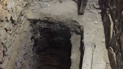 تجديد حبس 4 عمال متهمين بالتنقيب عن الآثار بمصر القديمة