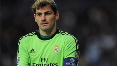 كاسياس يقترب من العودة إلى إسبانيا من جديد