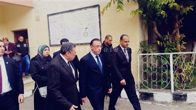 محافظ الإسكندرية يتفقد لجان الإعدادية