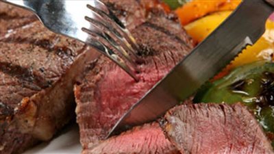 اللحوم الحمراء والمكسرات سلاحك للقضاء على السمنة