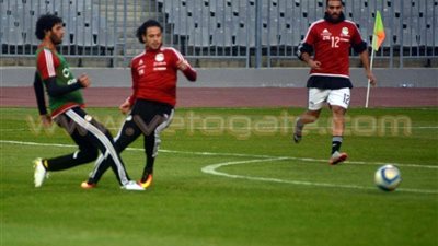 بالصور.. المنتخب الوطني يواصل تدريباته بحضور «أبو ريدة والهواري»