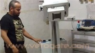 بالصور.. أستاذة جامعية تتبرع لمستشفى أبوحماد بجهاز أشعة متنقل