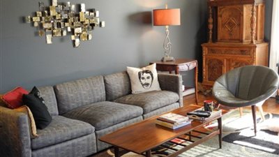 «الرمادي» يسيطر على ألوان الحوائط الفخمة للمنزل