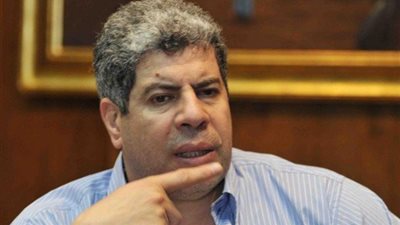 «شوبير» يقدم واجب العزاء في والد أحمد موسى