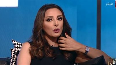 عمرو أديب لـ «أنغام»: «أخاف أتجوزك هتبقى شديدة عليا شوية»