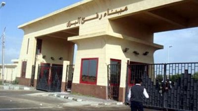 عبور 19 مرحلا فلسطينيا بين مصر وقطاع غزة