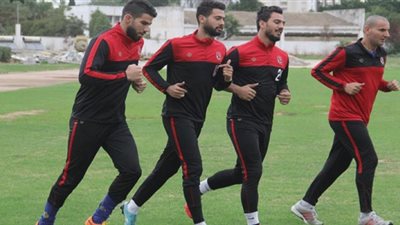 الشناوي وعوض يتبادلان حراسة مرمى الأهلي في ودية العبور