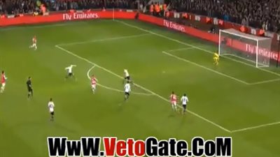 بالفيديو.. كازورلا يتقدم بالهدف الأول للأرسنال في مرمى توتنهام