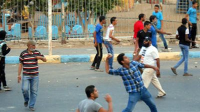 طلاب الإرهابية يقتحمون 