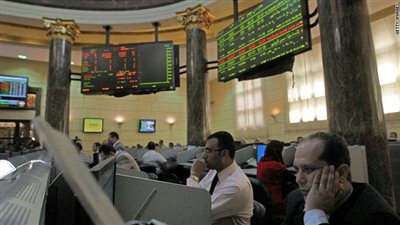 خبيرة مصرفية: التصنيف الائتمانى لا يقيس الاقتصاد بعنف الشارع
