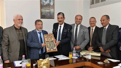 نقابة المرافق تناقش التعاون المشترك مع الاتحادية الوطنية لعمال الجزائر