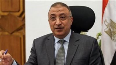 محافظ الإسكندرية يتفقد لجان امتحان الإعدادية