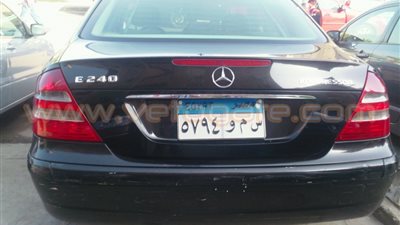 بالصور.. «مرسيدس 200» تسجل 69 ألف جنيه في السوق المحلية