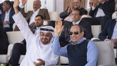 بن زايد يعبر عن سعادته بحضور مهرجان شرم الشيخ التراثي برفقة السيسي| صور 