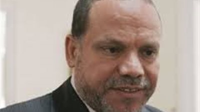 نقيب المعلمين يطالب رئيس محكمة المنصورة بالاعتذار