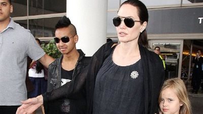 بالصور.. أنجلينا جولي تبحث عن منزل جديد في ماليبو