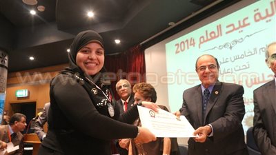 بالصور.. «علماء مصر» يكرم محررة «فيتو»