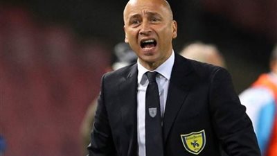 كييفو فيرونا الإيطالي يقيل مديره الفني 