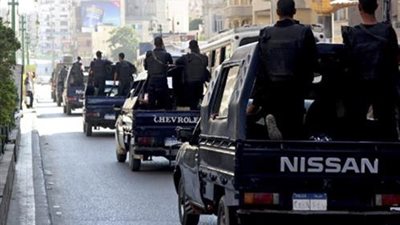 ضبط صاحب سلسلة مطاعم مؤمن لهروبه من 121 قضية شيكات