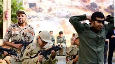 بالصور.. تلاميذ طنطا يحتفلون بذكرى أكتوبر من خلال «عرض عسكري»