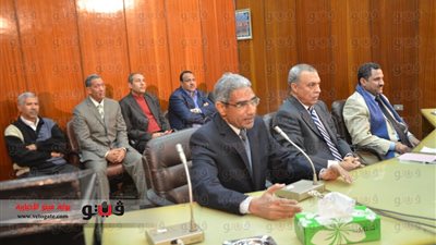 بالصور.. ندوة للتوعية بمواد الدستور بديوان عام 