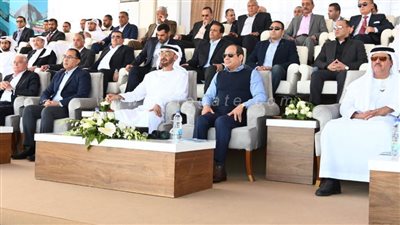 السيسي وبن زايد يشهدان مهرجان شرم الشيخ التراثي الدولي ويتفقدان المعرض| صور 