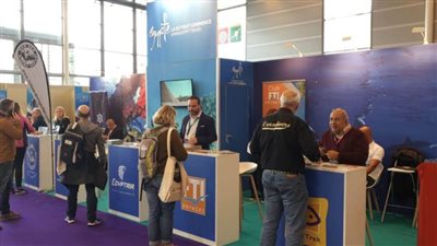 السياحة تشارك في المعرض الدولي لرياضة الغوص بفرنسا| صور