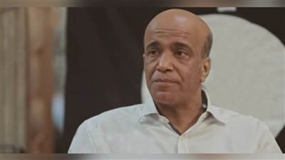 سليمان عيد يفاجئ مذيعة 